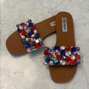 Steve Madden Brown and Red Jewel Embellished Sandals